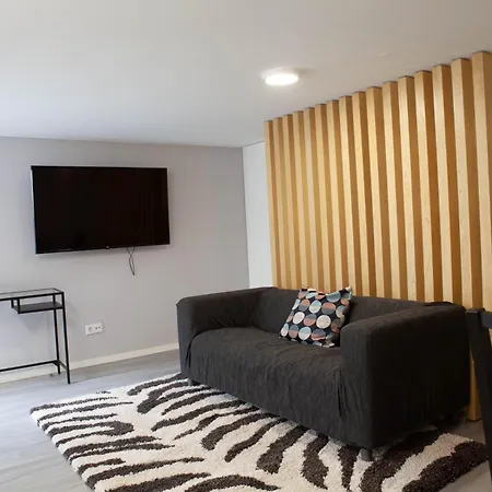 Quiet Casa Ee *